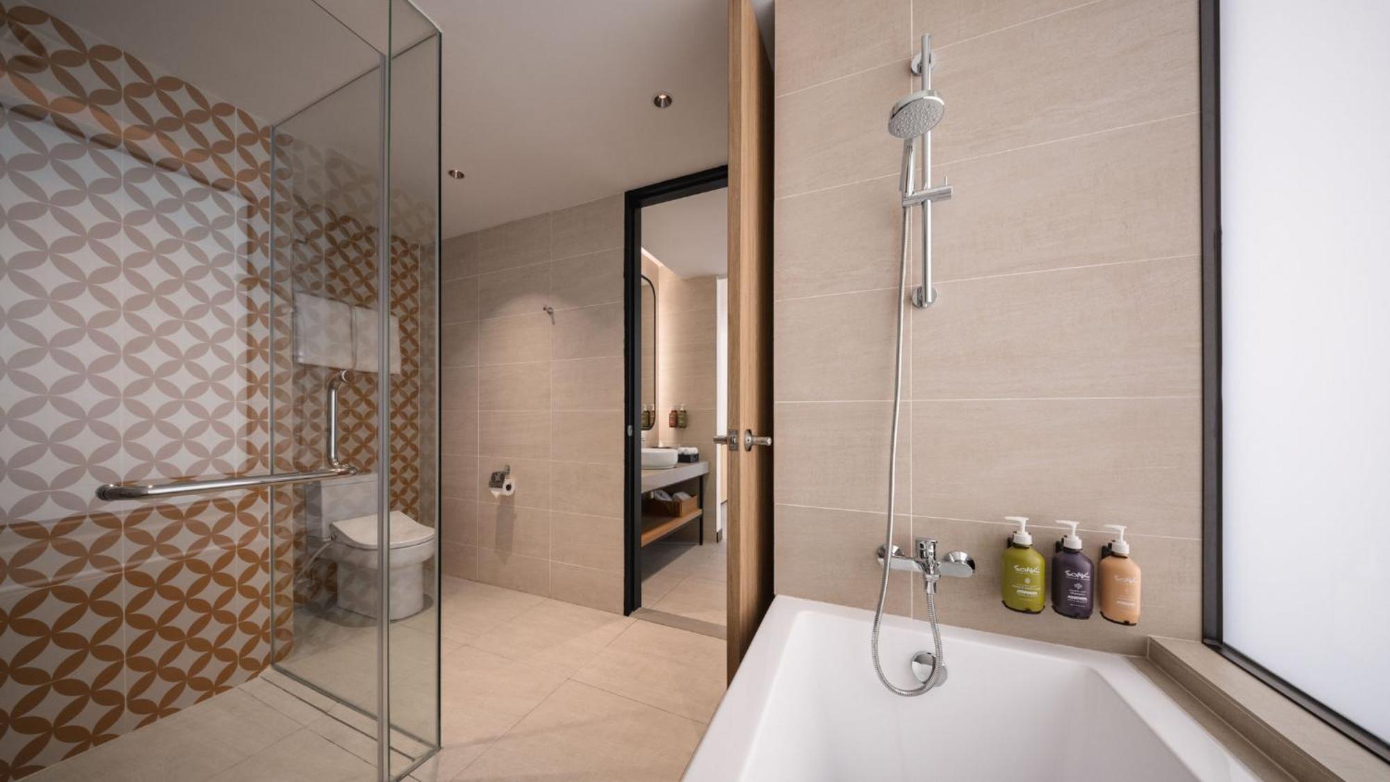 Holiday Inn & Suites Penang Prai By Ihg بوكيت ميرتاجام المظهر الخارجي الصورة