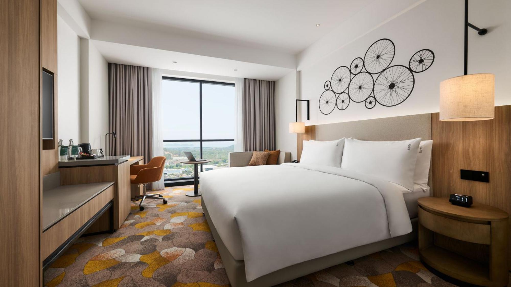 Holiday Inn & Suites Penang Prai By Ihg بوكيت ميرتاجام المظهر الخارجي الصورة