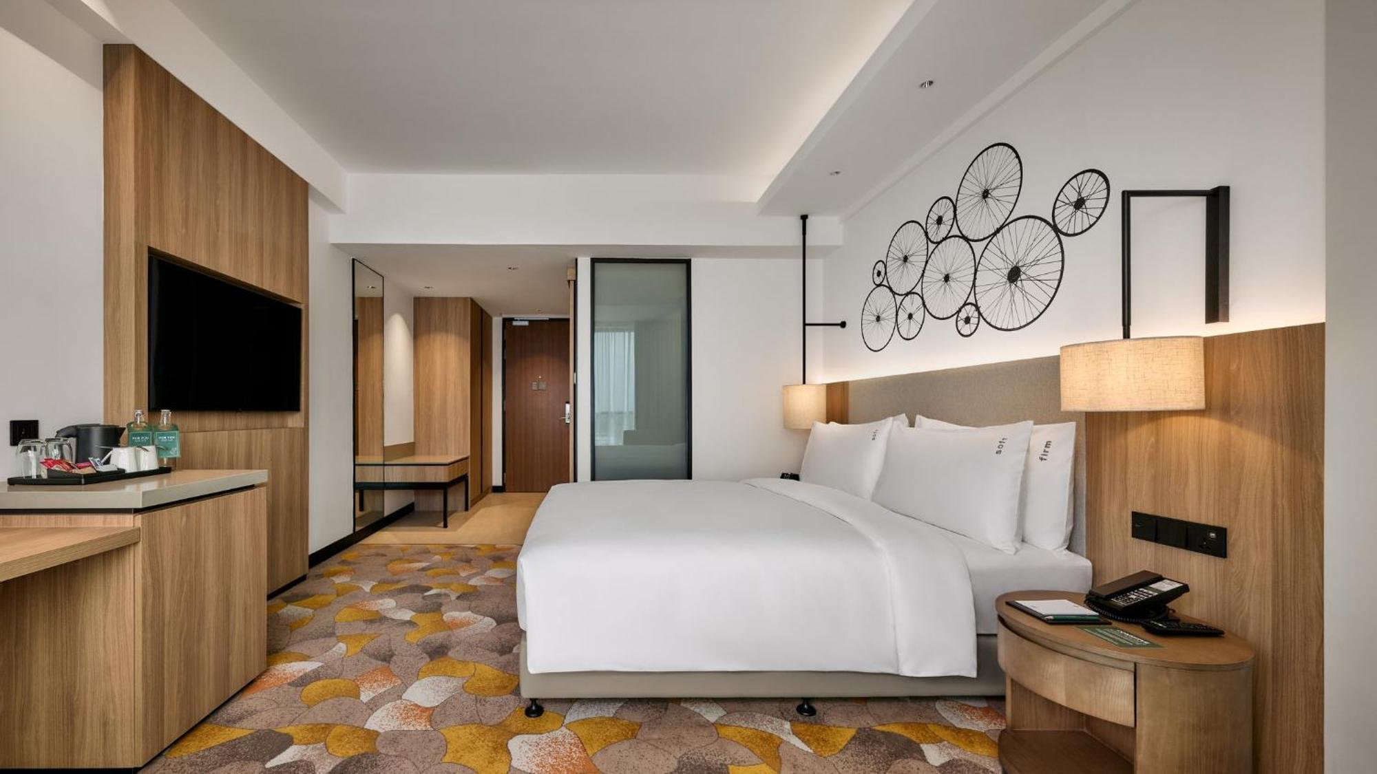 Holiday Inn & Suites Penang Prai By Ihg بوكيت ميرتاجام المظهر الخارجي الصورة